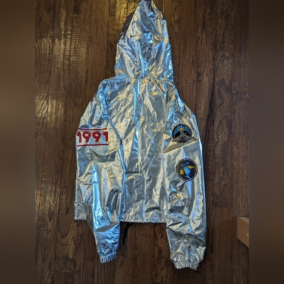 Forever 21 Nasa Graphic Metallic Windbreaker Silver woman's size S - Picture 10 of 12